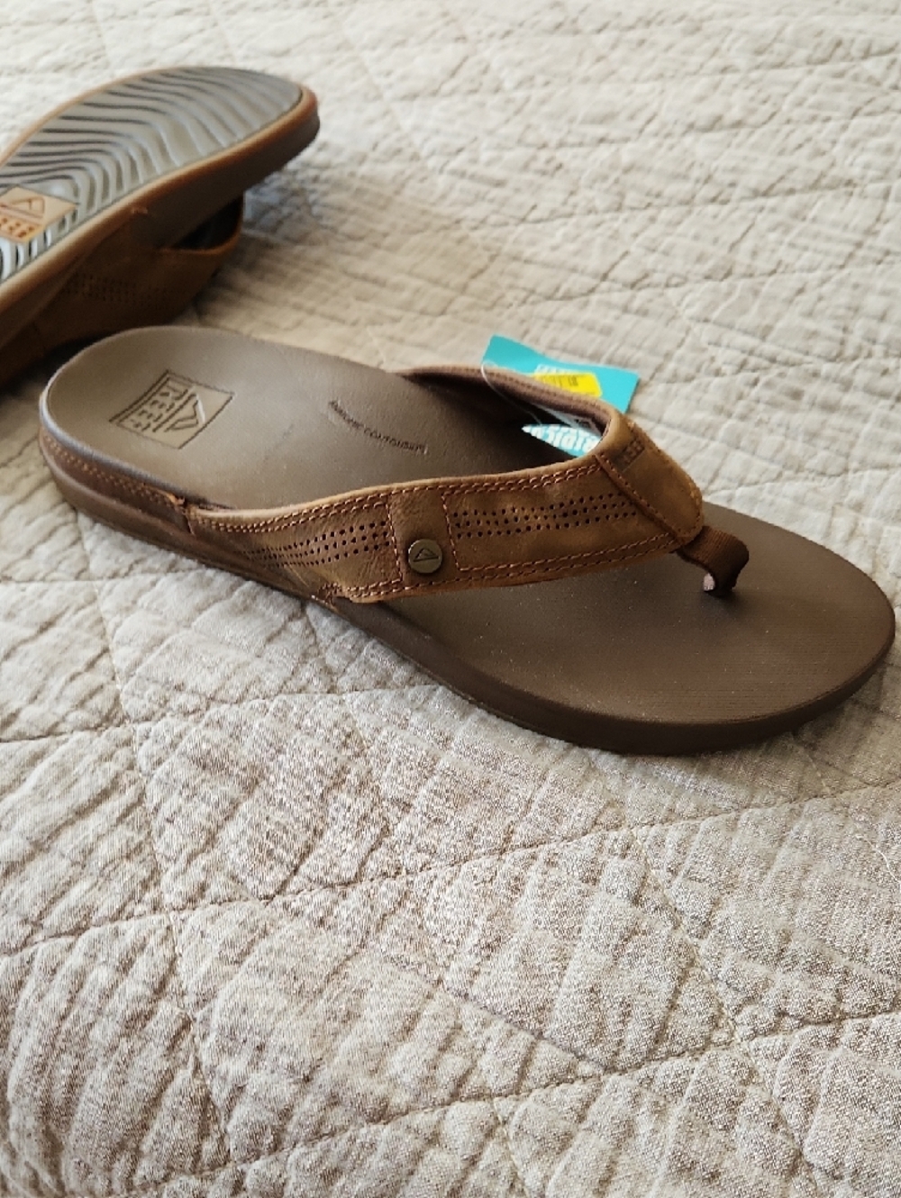 Reef Brown Men's Cushion Comfort Flip Flops Size 10 - Picture 3 of 5